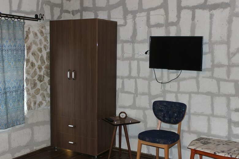 Hotel Antik Stone House