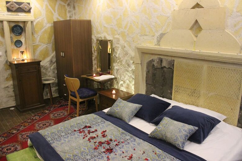 Hotel Antik Stone House