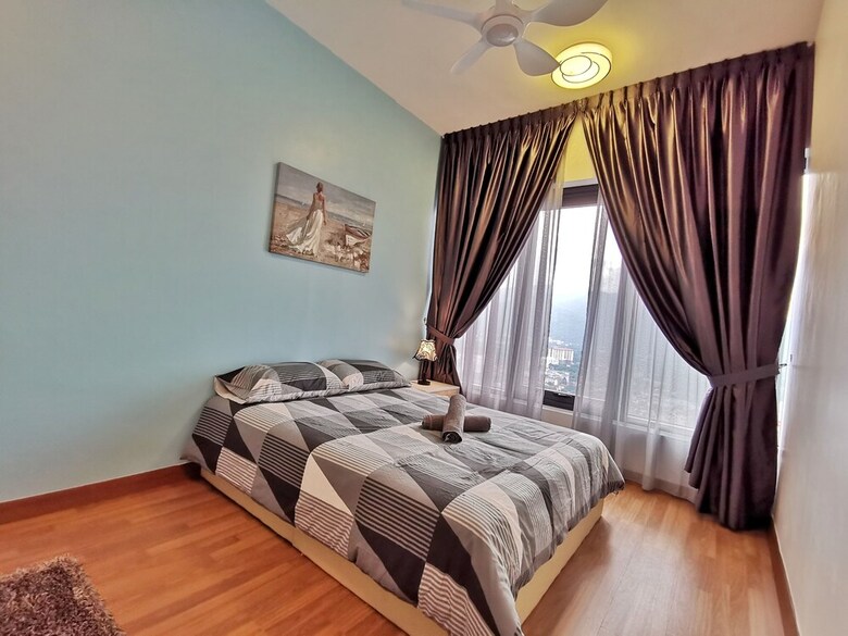 Tropicana 218 Suites