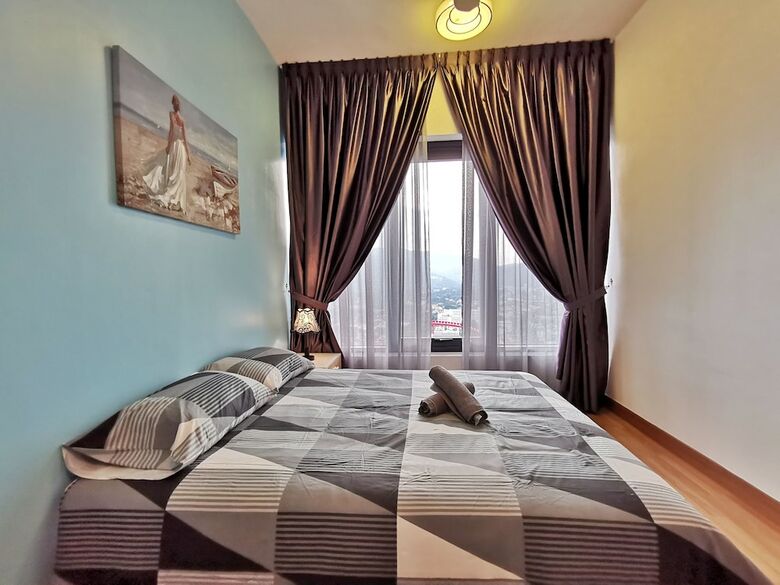 Tropicana 218 Suites