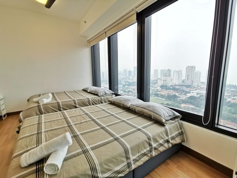 Tropicana 218 Suites