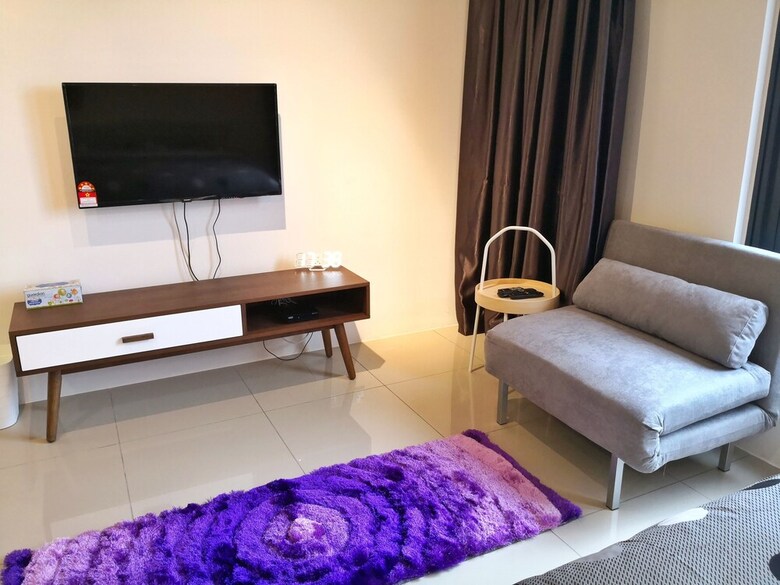 Tropicana 218 Suites