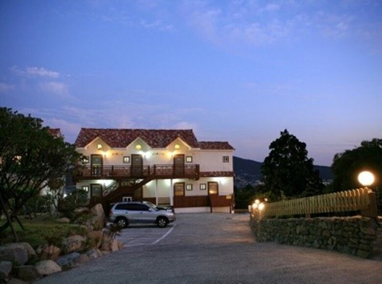 Greennarae Pension