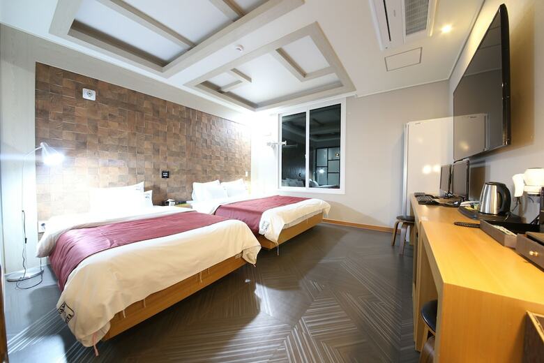 Hotel Legend Motel