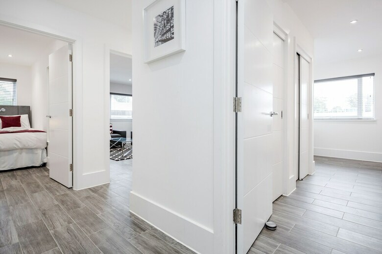 Roomspace Apartments -the Legacy