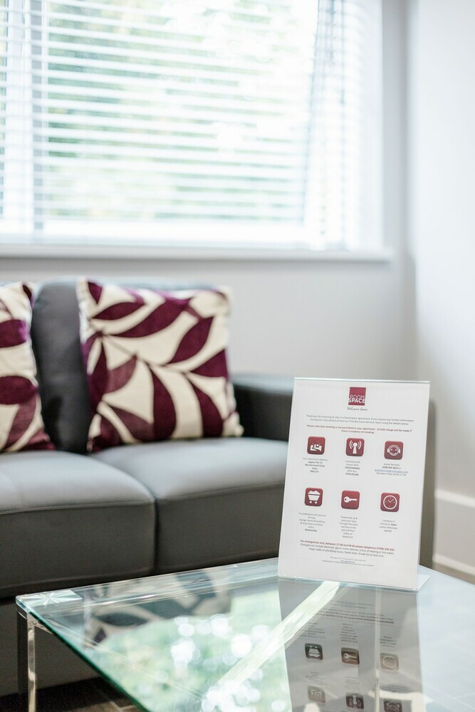 Roomspace Apartments -the Legacy