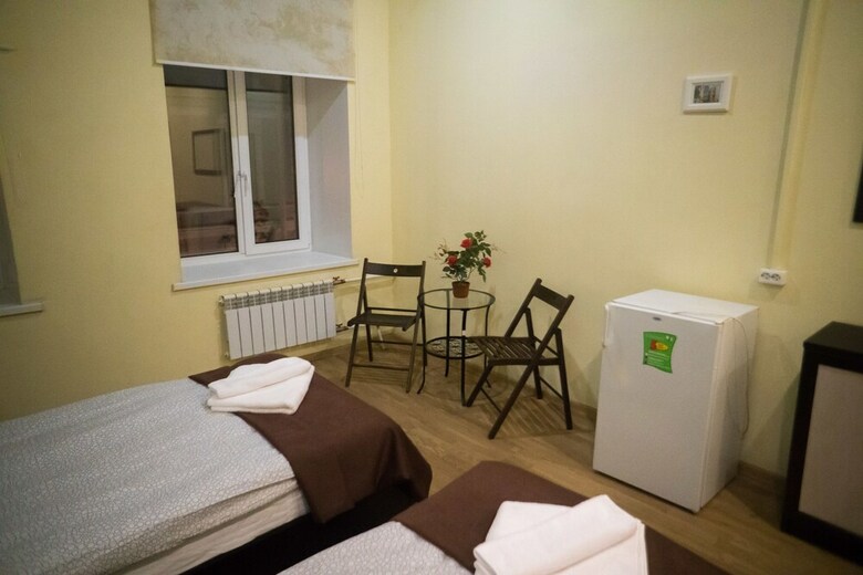 Hostal Central House Hotel