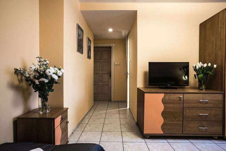 Hotel Liberta Inn