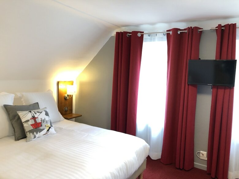 Hotel H�tel G�n�pi