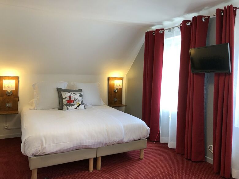 Hotel H�tel G�n�pi