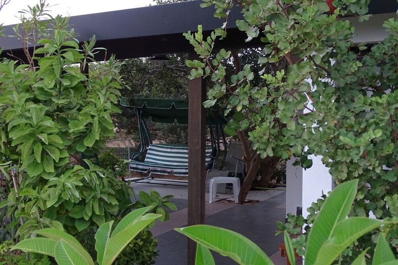 Lovely House At Tersanas Beach