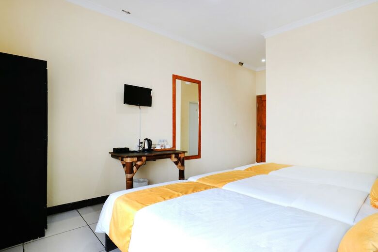 Saung Balibu Hotel
