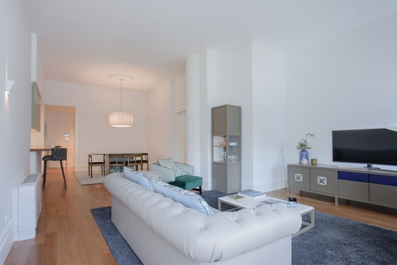 Liiiving - Aliados Luxury Apartments