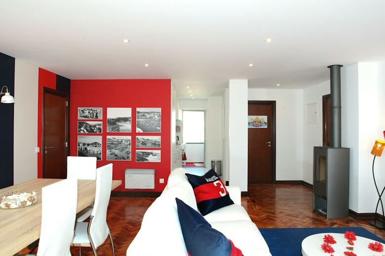 Fashionable & Modern Apartment Cascais