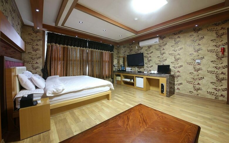 Hotel Bada Naeum Motel