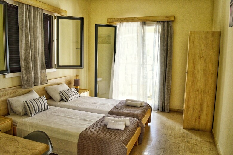 Sunrose Beach Aparthotel