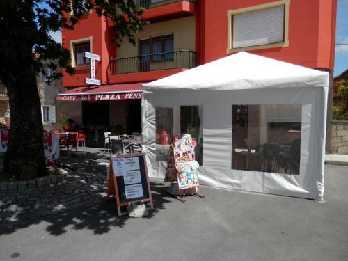 Hostal Pensi�n Plaza