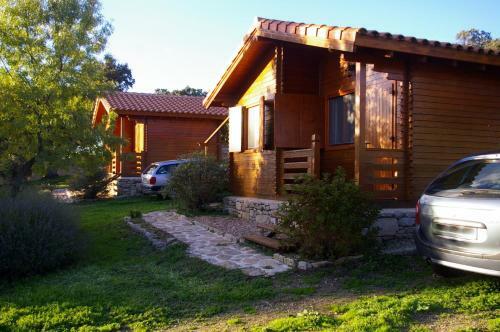 Caba�as Del Cortino
