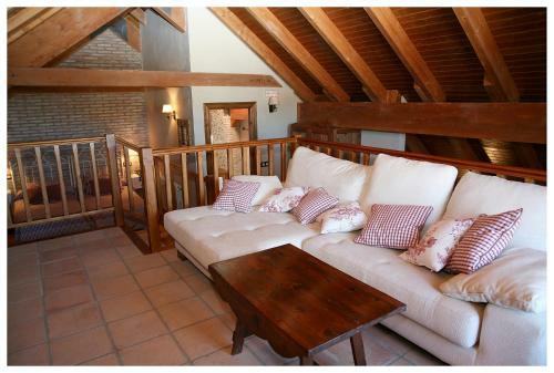 Hotel Tierras De Moya