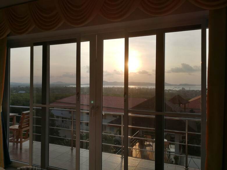 Hotel Baan Waru Seaview
