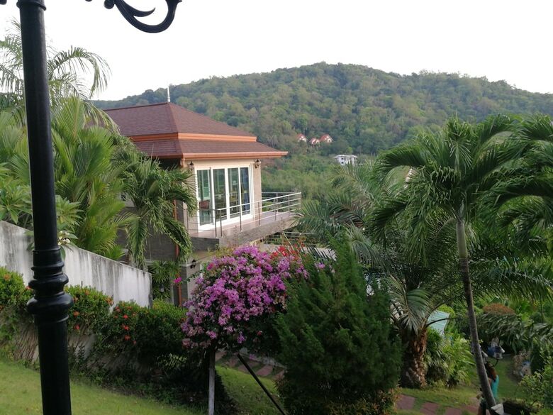 Hotel Baan Waru Seaview