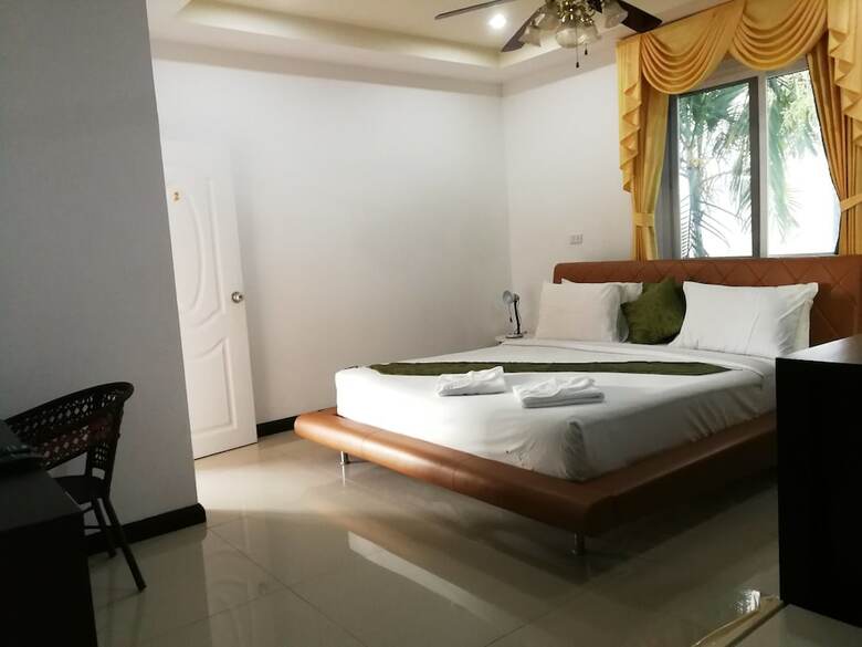 Hotel Baan Waru Seaview