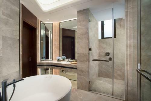 Hotel Hilton Garden Inn Nujiang