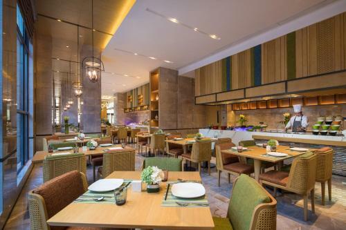 Hotel Hilton Garden Inn Nujiang