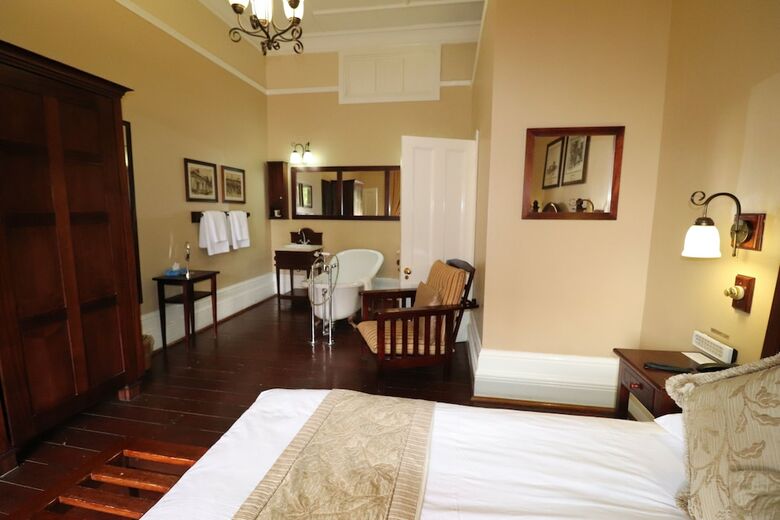 Kimberley Club Boutique Hotel