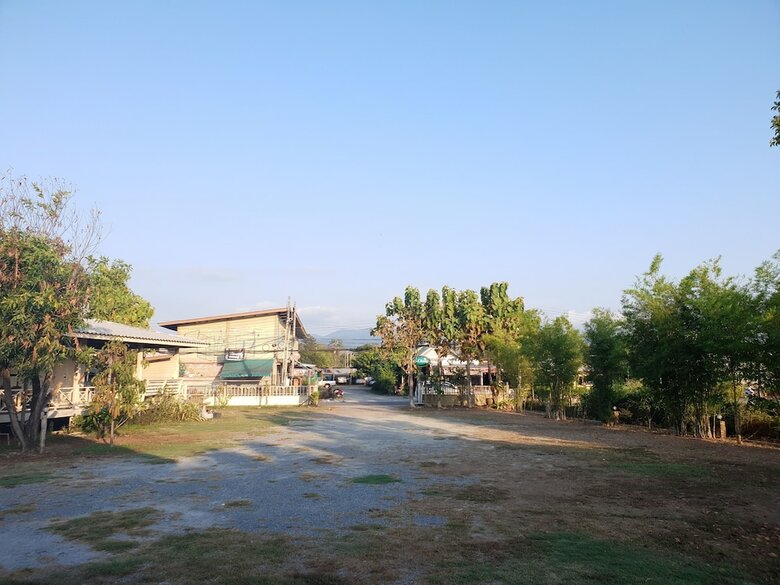 Hotel Benjapirom Private House