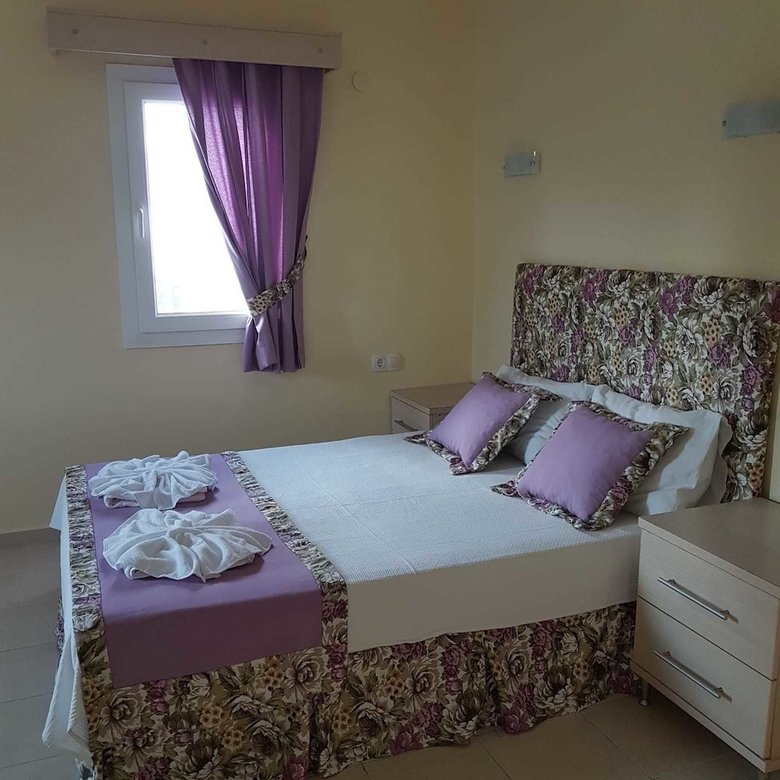 Canna Garden Hotel