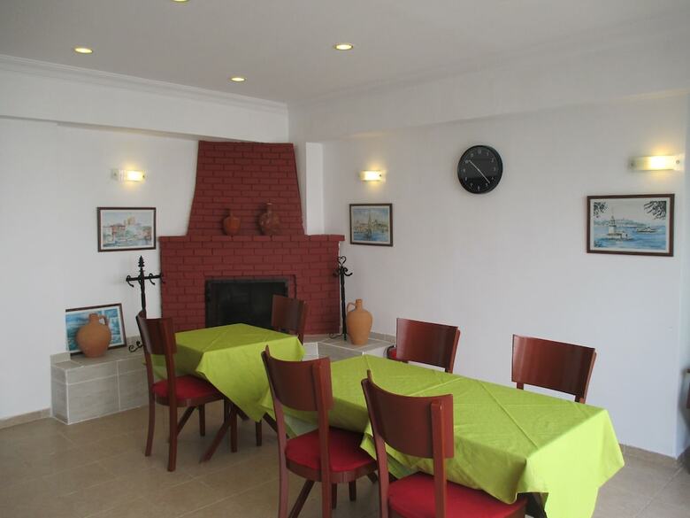 Canna Garden Hotel