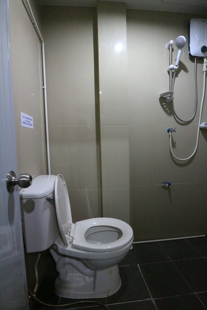 Hotel 9g Room