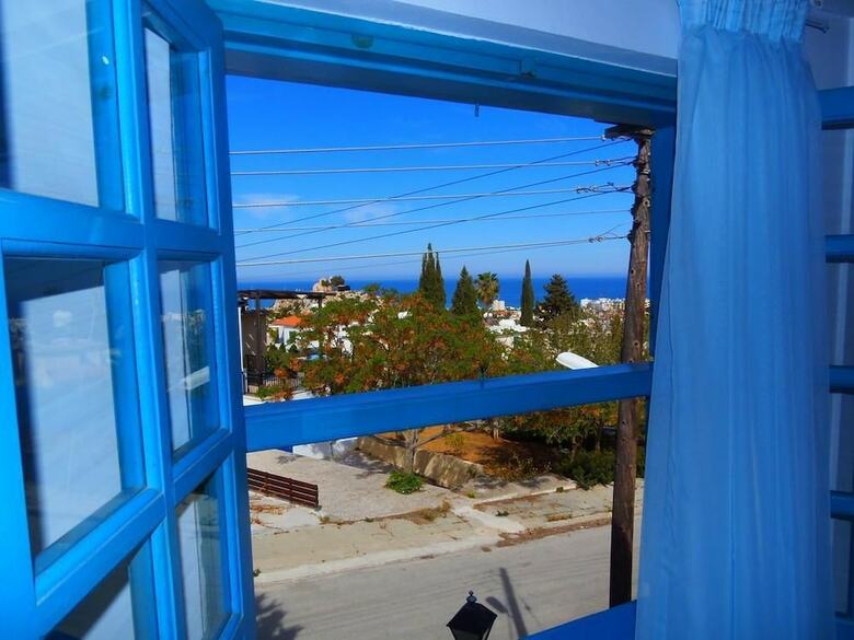 Light & Blue Marelia Apartments