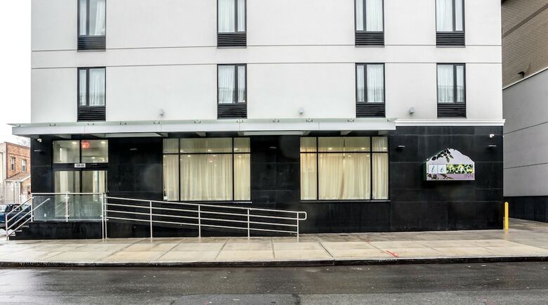 Letap Hotel Near Airtrain Jfk Airport