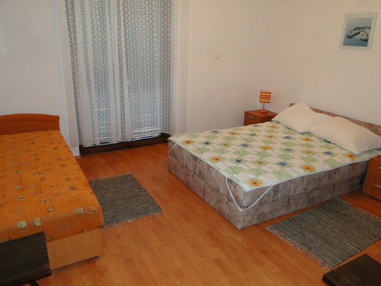 Apartments Bolanca