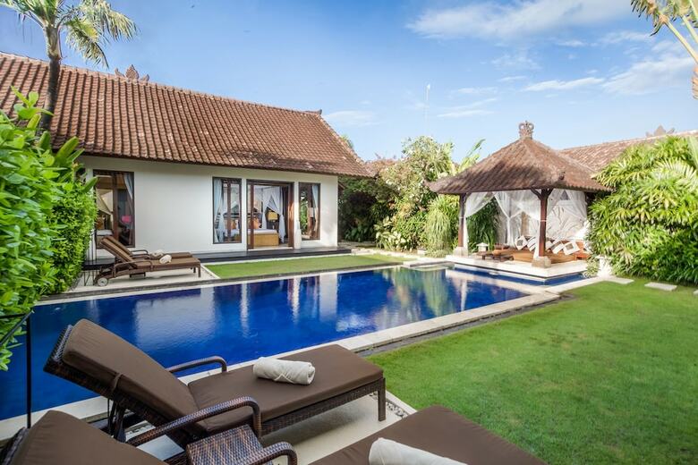 Villa Tania