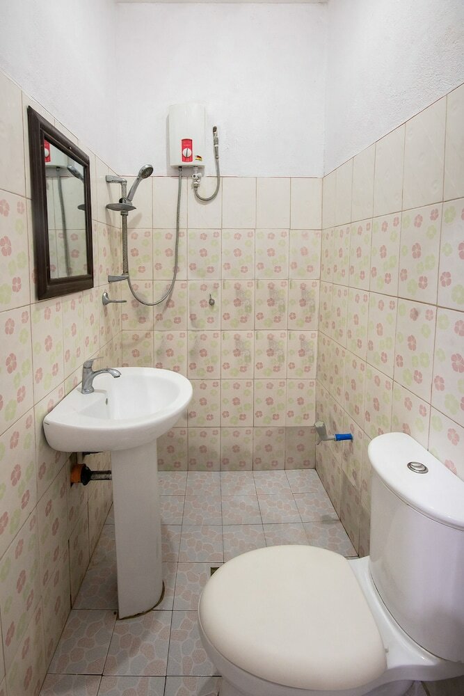 Hotel Oyo 446 Mbs Sunrise View Resort