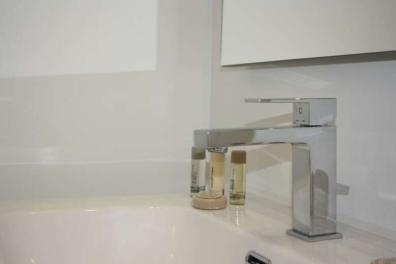 Les Enclos Bed And Breakfast