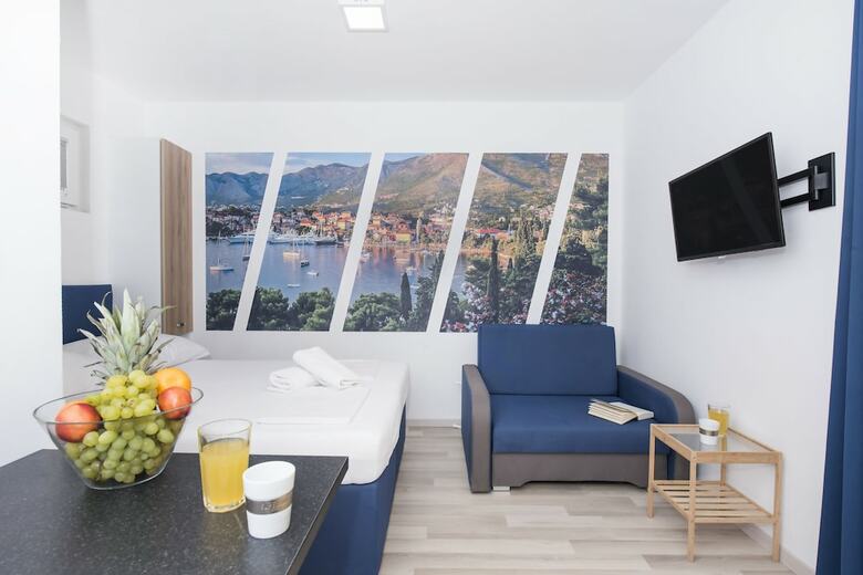 Mediteran Travel Mobile Homes Galeb Omis