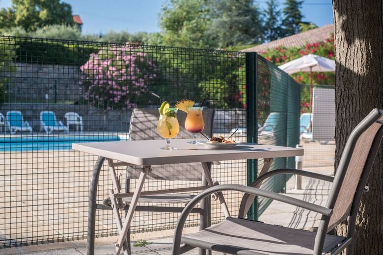 Hotel Le Clos Des Bruyeres