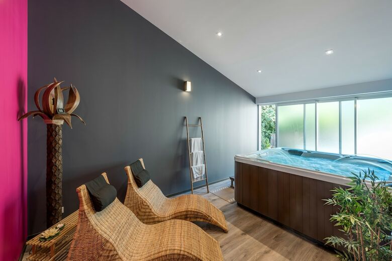 Hotel Le Clos Des Bruyeres