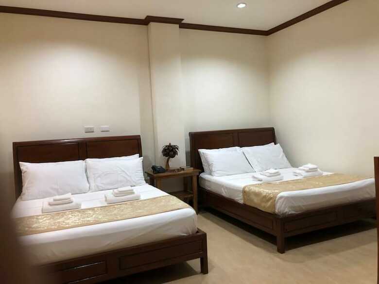 Godo's Hotel And Restaurant