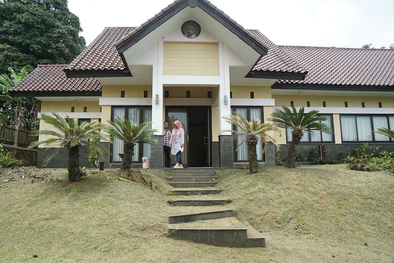 Aldeoz Ciater Cikole Villa Subang