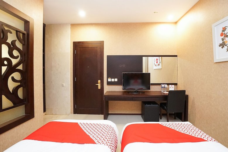 Hotel Oyo 252 Istana Permata Ngagel