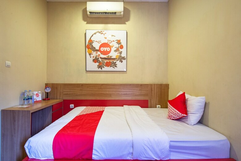 Hostal Oyo 290 Omahkoe Jaban Residence