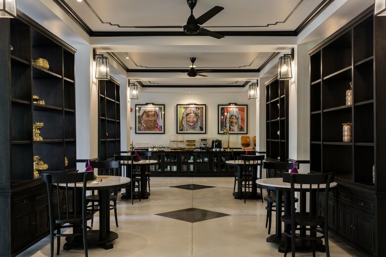 Mora Boutique Hotel