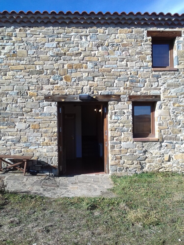 Hostal Albergue Corral de La Pe�a