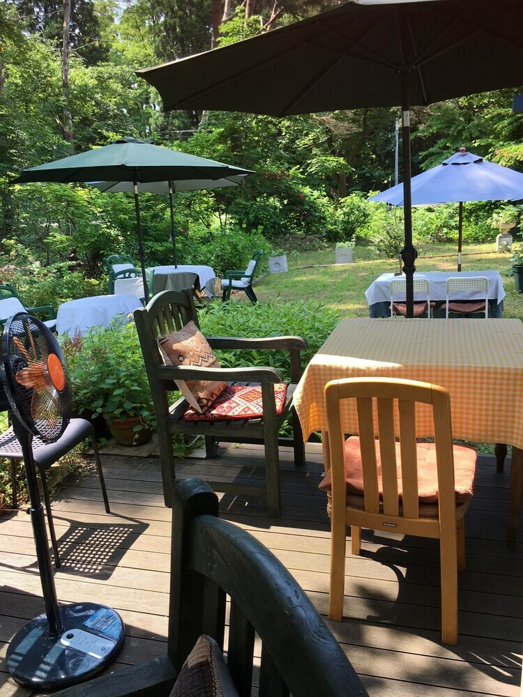 Cafe Restaurant B&B Burari