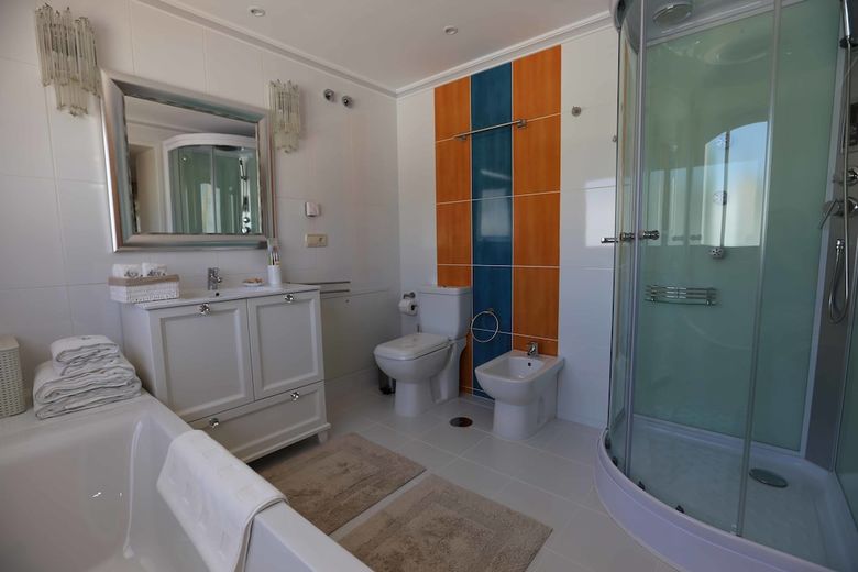 Luxury Standard Villa In San Pedro